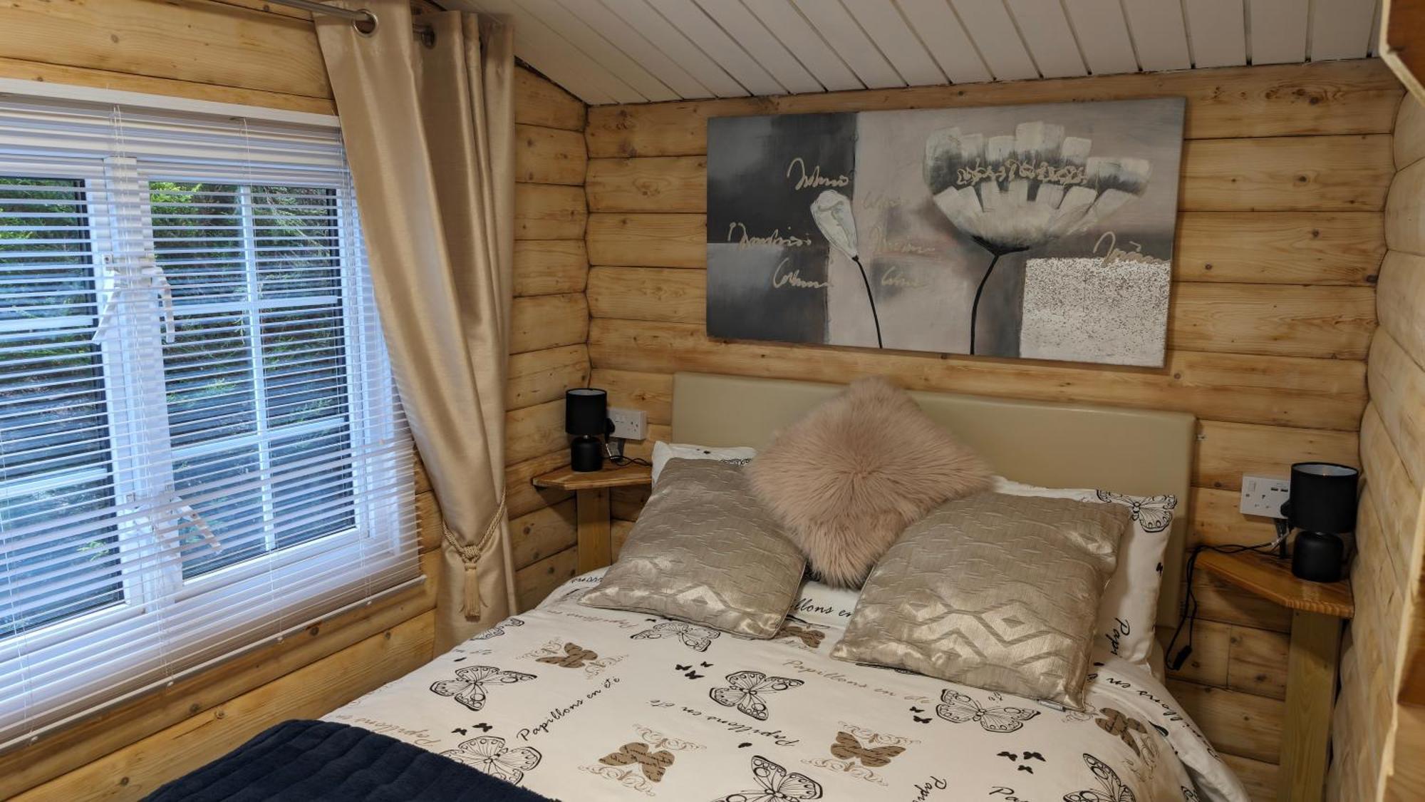 Snowdonia Log Cabin 2 Villa Trawsfynydd Exterior photo